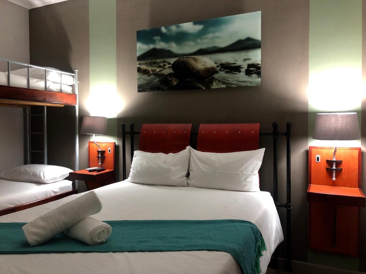 Travel Inn Крунстад Экстерьер фото